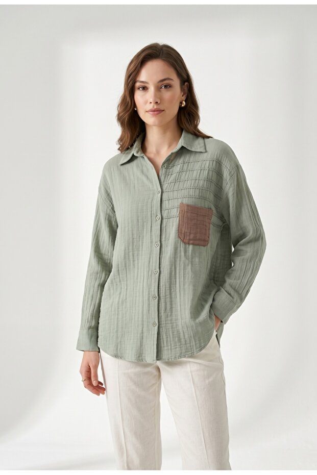 Shirt with Pocket Detail in Muslin Cotton