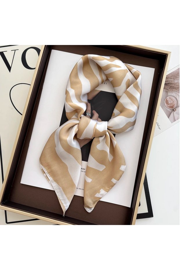 70x70 FJ430-3-22 New Literary Fashionable Bandana Imitation Silk 70*70cm Temperament Square Scarves