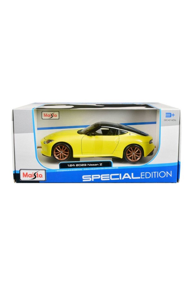 MAY32904 Maisto 2023 Nissan Z Model Car 1:24 - Nectoys - 1 Piece