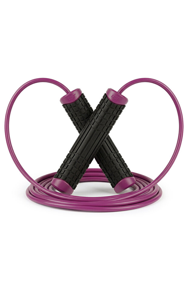 Make Your Workouts Easy with This Lightweight and Durable Jump Rope