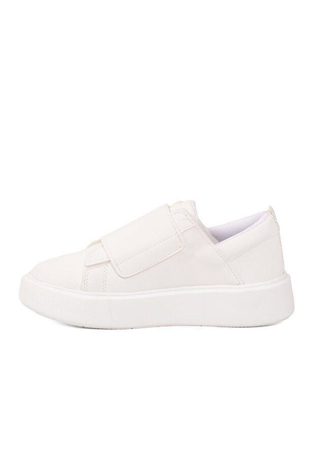 White Women's Casual Shoes 2056 g