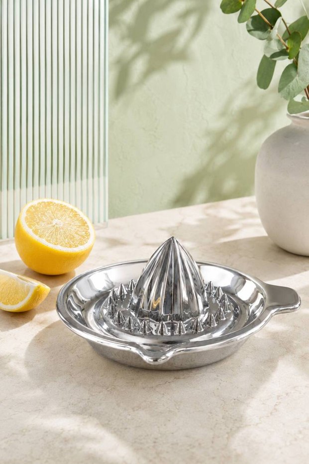 Glass Titanium Coated Lemon Squeezer – Modern and Practical Use