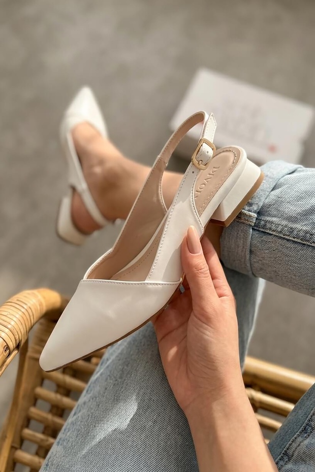 Lidya White (3 cm) Pointed Toe Daily Use Heeled Ballerinas