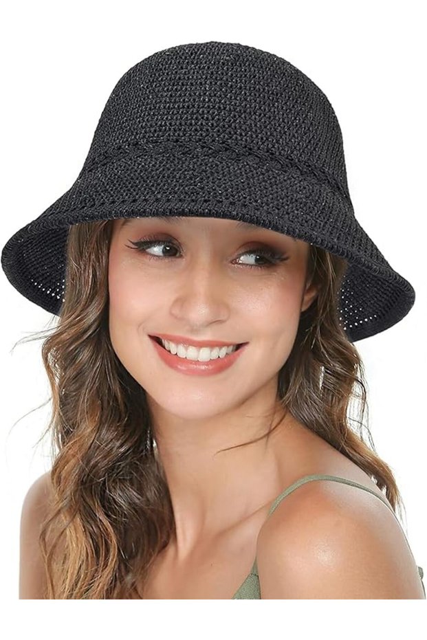 Women's straw hat, foldable Hawaiian style, breathable and lightweight, perfect for outdoor vacations and travel.