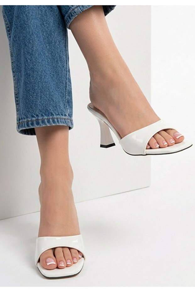Jova White Patent Leather Heeled Slippers