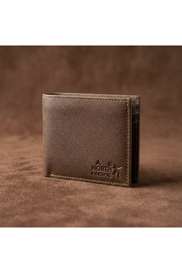North pacifc chocolate brown leather Wallet