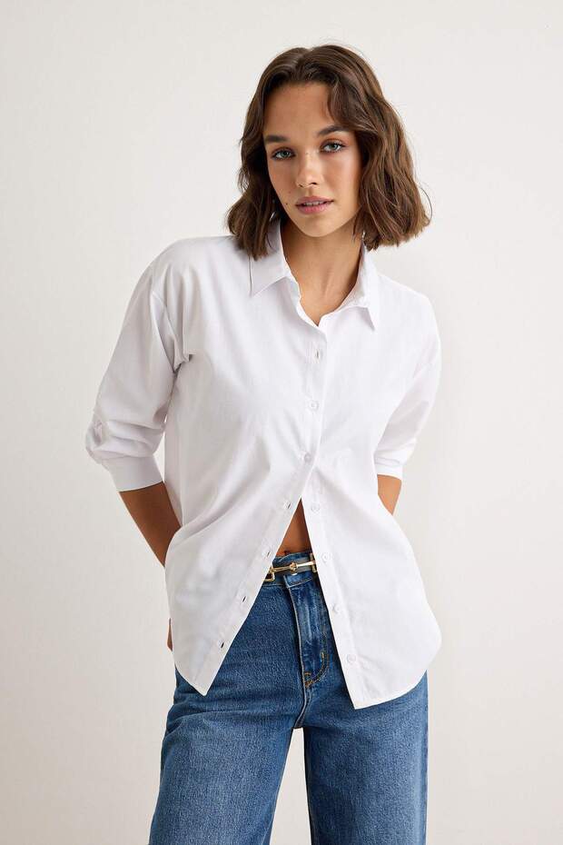 Beyaz Loose Fit Pamuklu Dokuma Gömlek TWOAW20GO0107