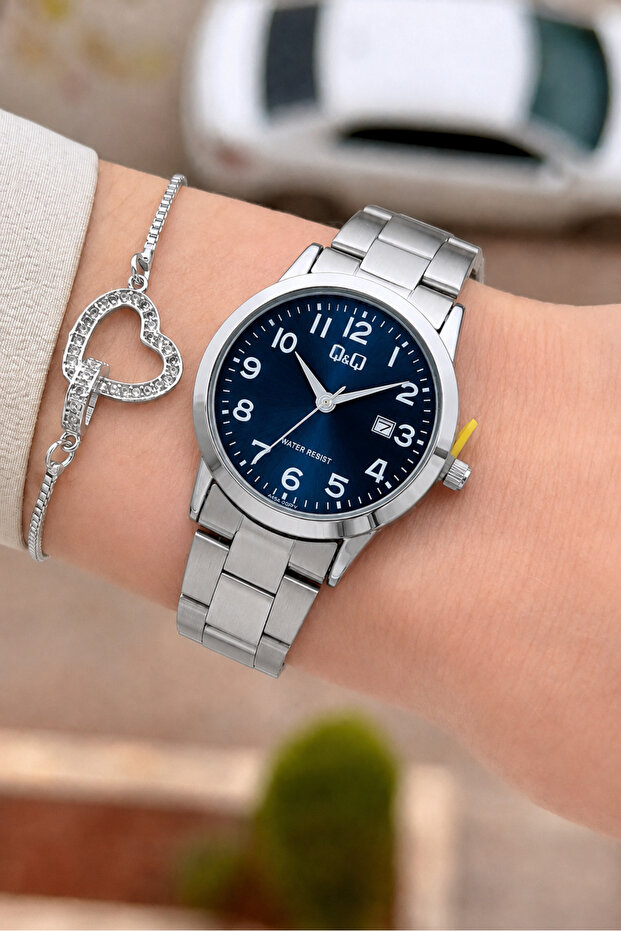 Dial Navy Blue Strap Metallic Color 30 mm Women's Wristwatch with Numbers