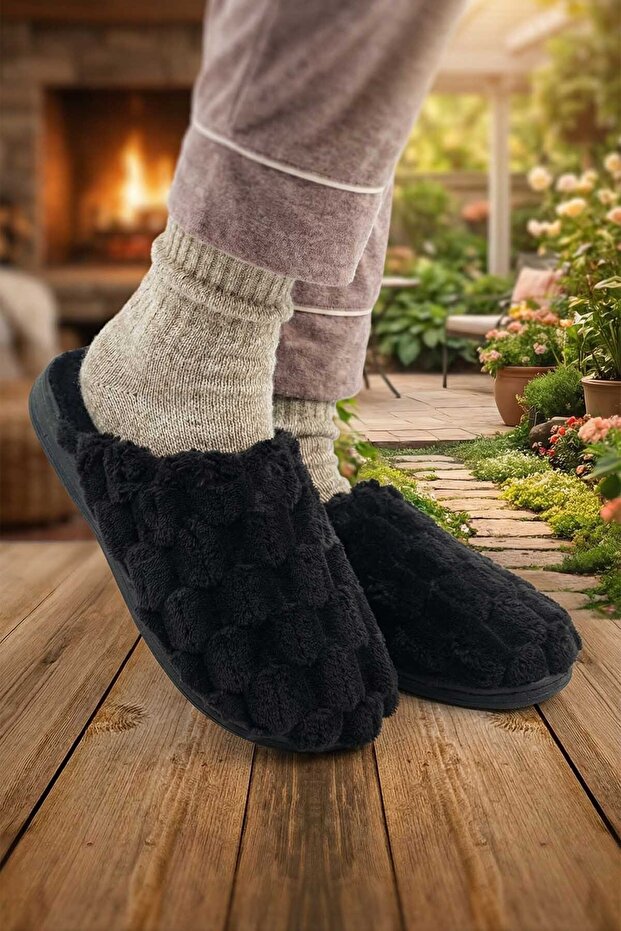 Women's Winter Comfortable Sole Home Garden Slippers