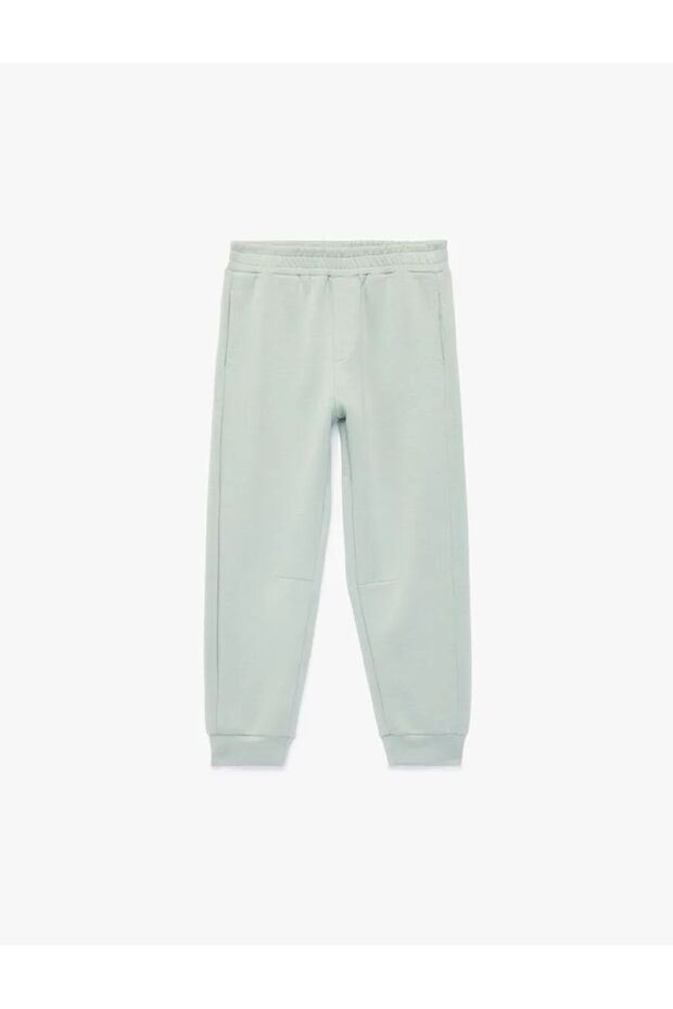 Oversized Basic Jogger Sweatpants with Pockets and Elastic Waist