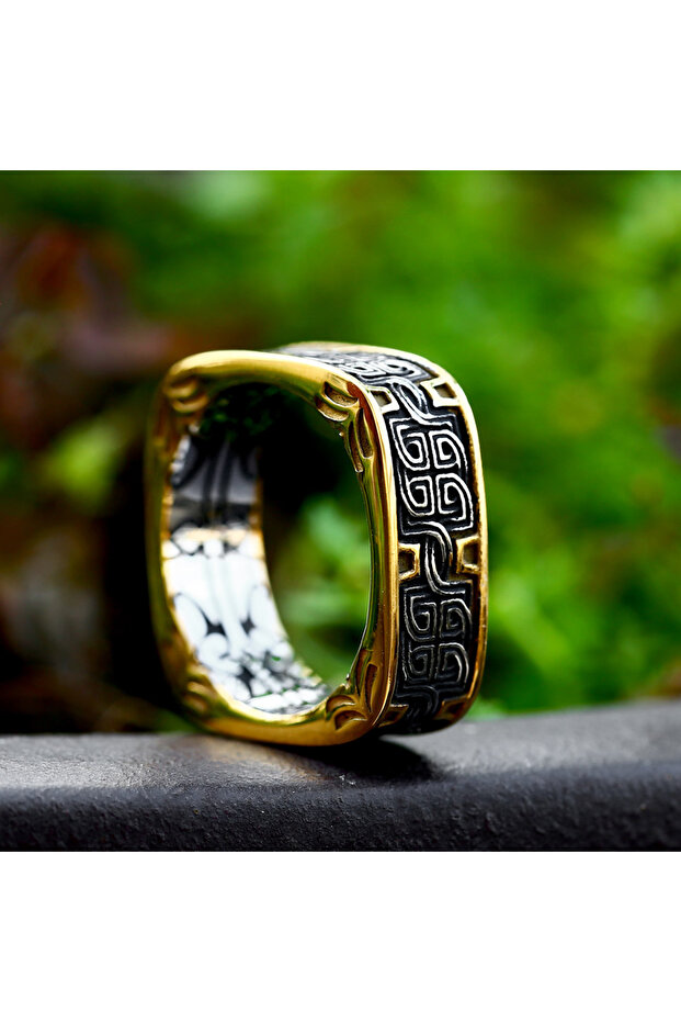 8 part gold 2025 New Arrival Stainless Steel Special Design Square Shape Viking Celtic Knot Ring For