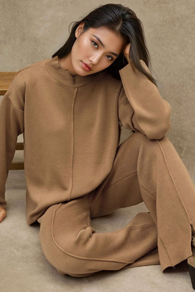 Stylish Knitwear Sweater Pants Set