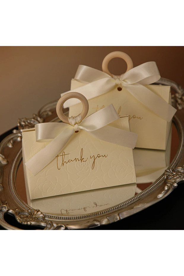 10pcs 12.5x7.5x7cm champagne 10/30/50 Pcs birthday party Candy Boxs pink mini Triangle Gift Packagin