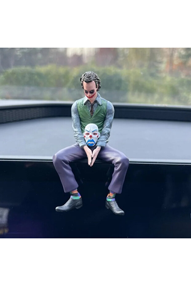 A 10cm Roof Decoration Joker Heath Ledger Sitting Posture Figures Car Doll Tail And Roof Pendant Mo.