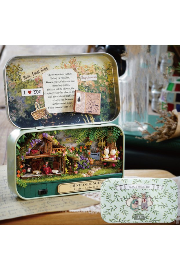 Q4004 Box Theater DollHouses Wooden Doll House Miniature Home Nostalgic Theme DollHouse Furniture Ac