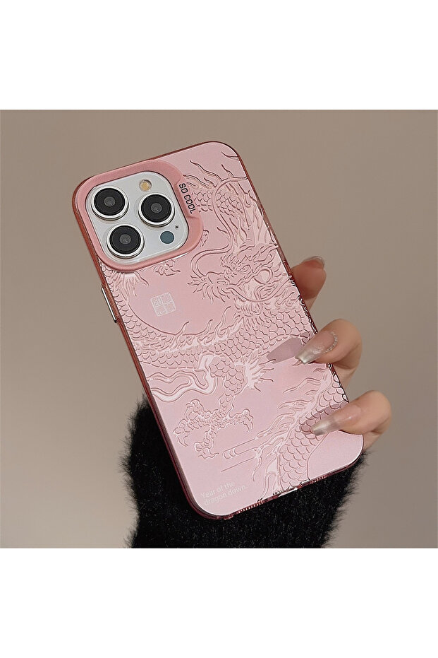 جراب هاتف فاخر من مادة البولي يوريثين الحراري + PC لهاتف iPhone 15 وردي اللون منقوش عليه تنين لهاتف iPhone 15 Pro Max Plus 14 13 12 11