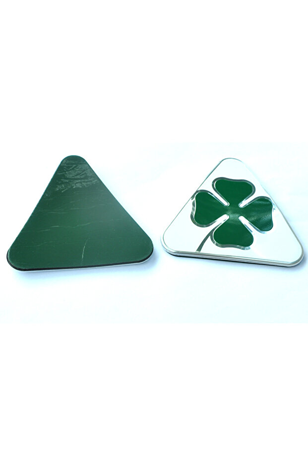 Silver side 1 Pair Aluminum Fender Decoration Stickers Four Leafs Clover For Alfa Romoe Giulia Stelv