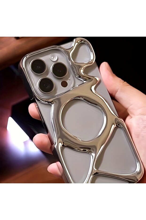 حافظة هاتف مغناطيسية فضية مفرغة ومطلية بالكهرباء لهاتف iPhone 17 Pro Max PC Bundle1 باللون الفضي