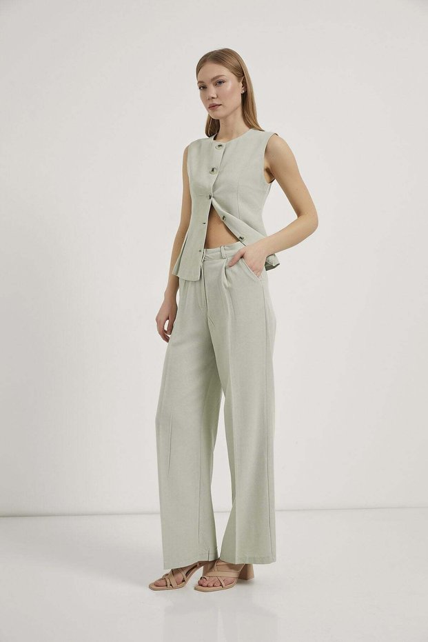 Pile Detail Buttoned Linen Blend Trousers