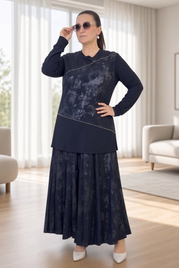Elastic Waist Pleated Skirt Stone Embroidered Crewneck Blouse Plus Size Knitted Crepe Two-Piece Crepe Kim