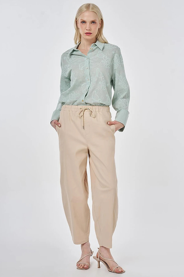 Elastic Waist Carrot Cut Trousers Beige