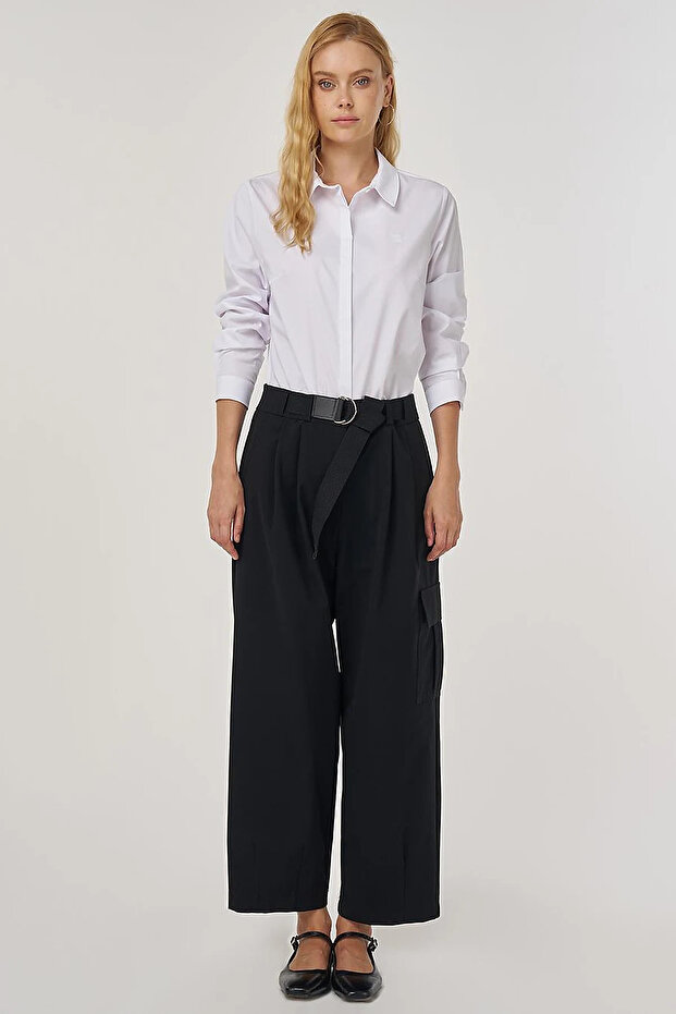 Belt Detailed Relaxed Fit Trousers Black