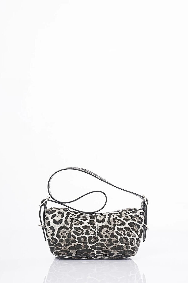 Leopard Pattern Shoulder Bag Black
