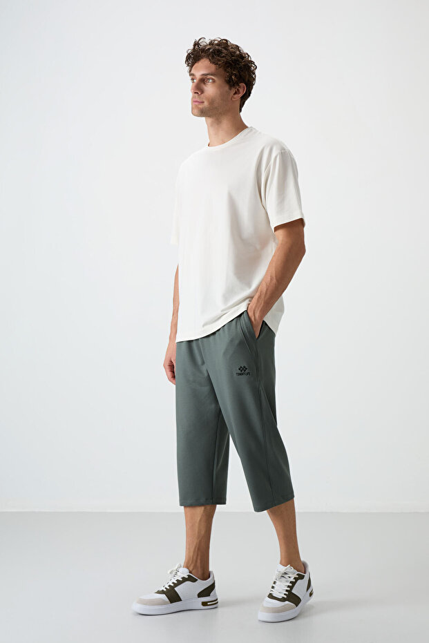 Khaki Cotton Soft Textured Standard Fit Embroidered Men's Capri - 83102