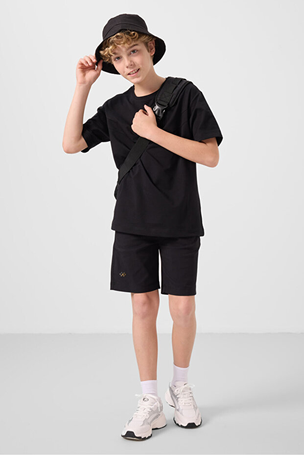 Black Cotton Oversize Fit Woven Lightweight Flexible Chino Boy Shorts Suit - 11277