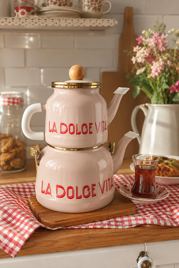 Dolce Vita Enamel Teapot