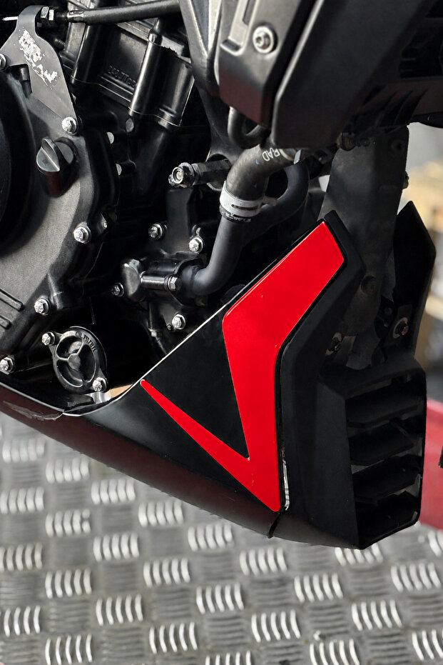 Lower Beard Detail Sticker (Original Mold) for Bajaj Dominar 250-400