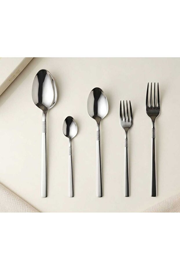 Yakut 30-Piece Set