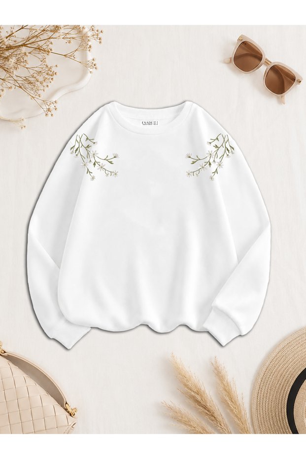 Women's Green Branch Shoulder Print Comfortable Fit Crew Neck White Sweatshirt