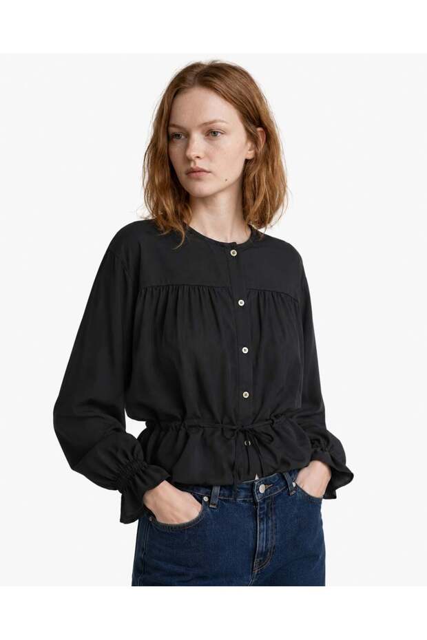 Shirt with Ribbed Cuff Detailing and Tie-Up Fastening