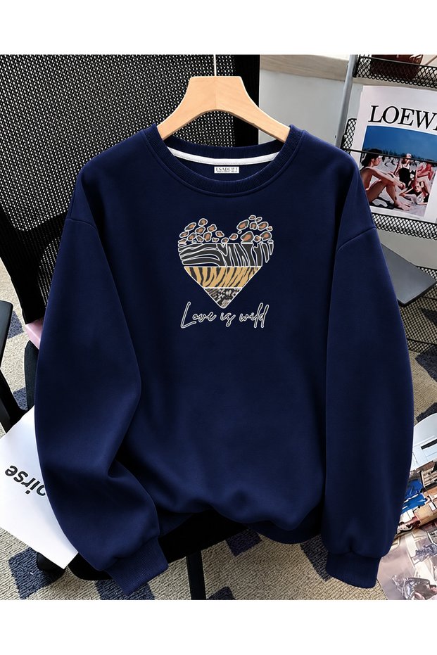 Women's Love Is Wild Graphic Comfortable Fit Crew Neck Navy Blue Sweatshirt