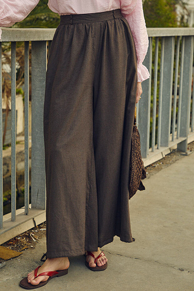 Drawstring Wide Leg Pants Brown