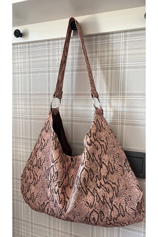 Snake Skin Pattern Shoulder Bag (28*49)