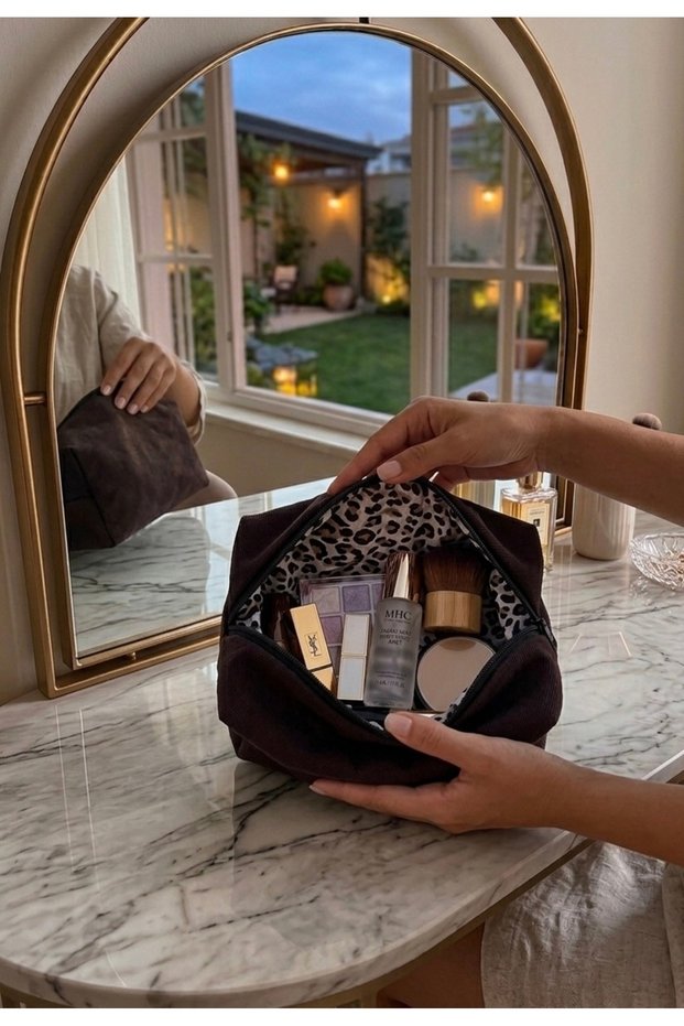 Brown Cosmetic & Makeup Bag Multi-Purpose Organizer