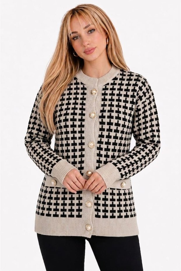 Women's Knitwear Cardigan with Pearl Buttons and Stylish Pocket Details