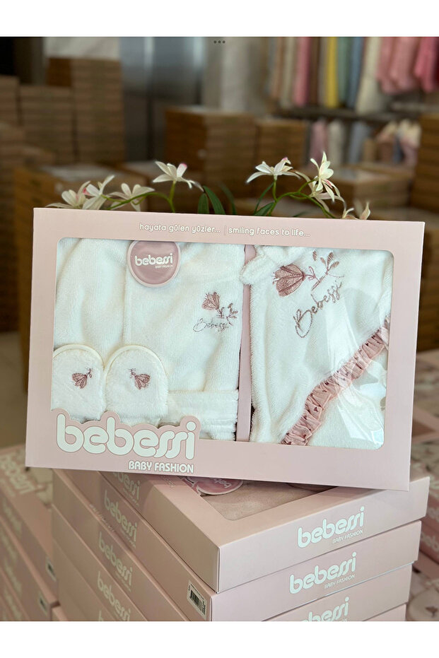 4 Piece Baby Bathrobe Set