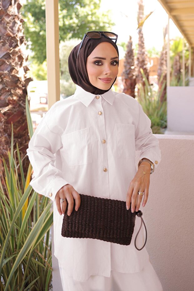 White Buttoned Double Pocket Shirt
