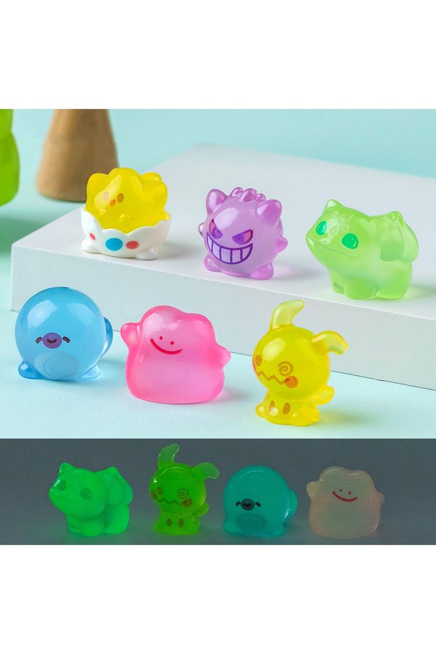Q.6-poke-1-Y 6PCS/SET Anime Figures Pikachu Cute Gengar Bulbasaur Kawaii Luminous Ornament Collectio