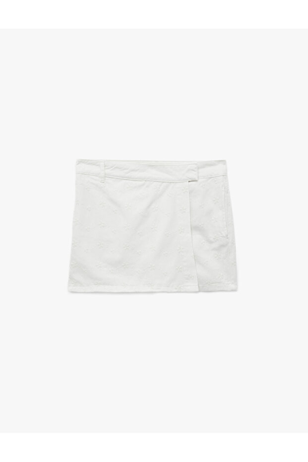 Embroidery Detailed Pocketed Mini Skirt