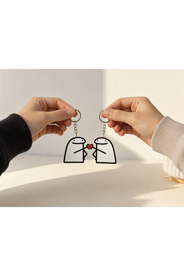 Set of 2 Cute Figure Keychains – Heart Keychain for Couples and Friends