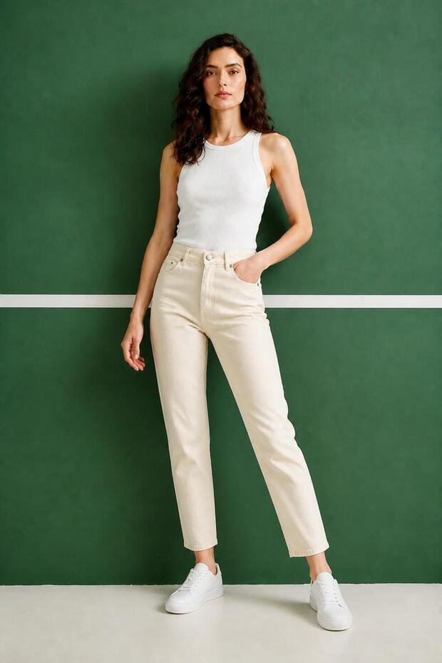 Women's High Waist Narrow Leg Cream Color Jeans