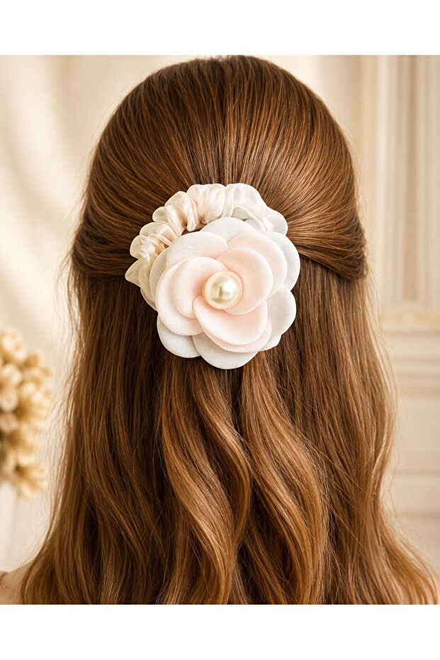 Beige Color Simit Buckle with Flower Figure