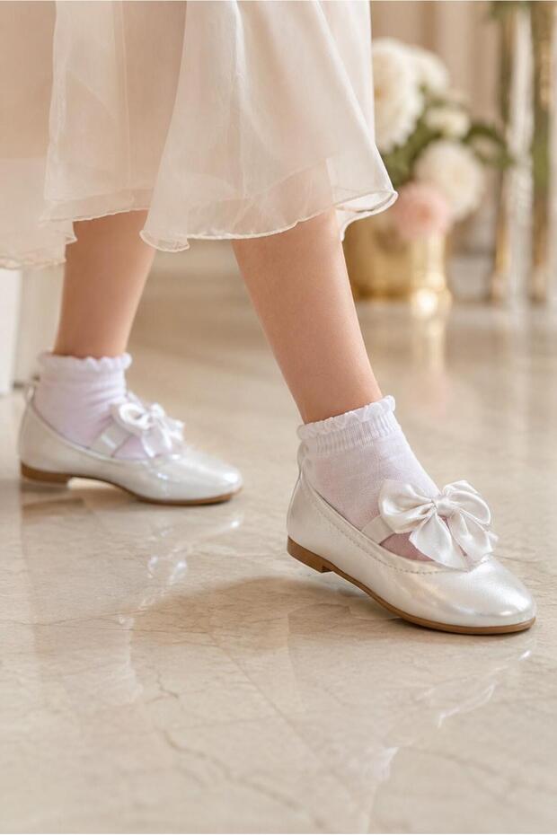 Cinnamon Ptk/Flt 125 Girls' Ballet Flats with Ribbons