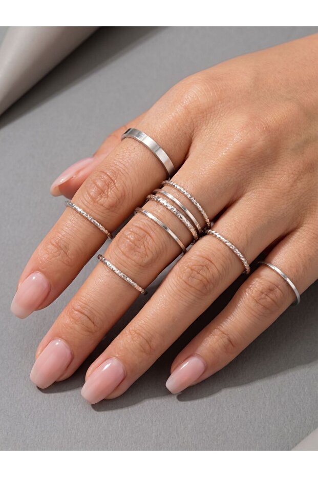 Set of 9 Thin Rings