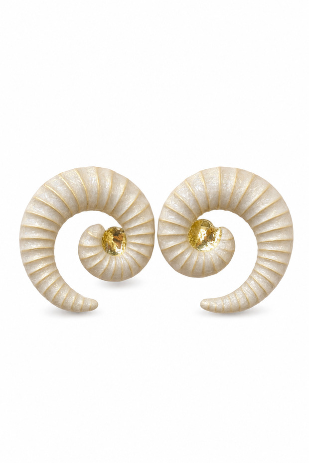 Spiral Design Women's Bijouterie Earrings Stylish and Modern Look