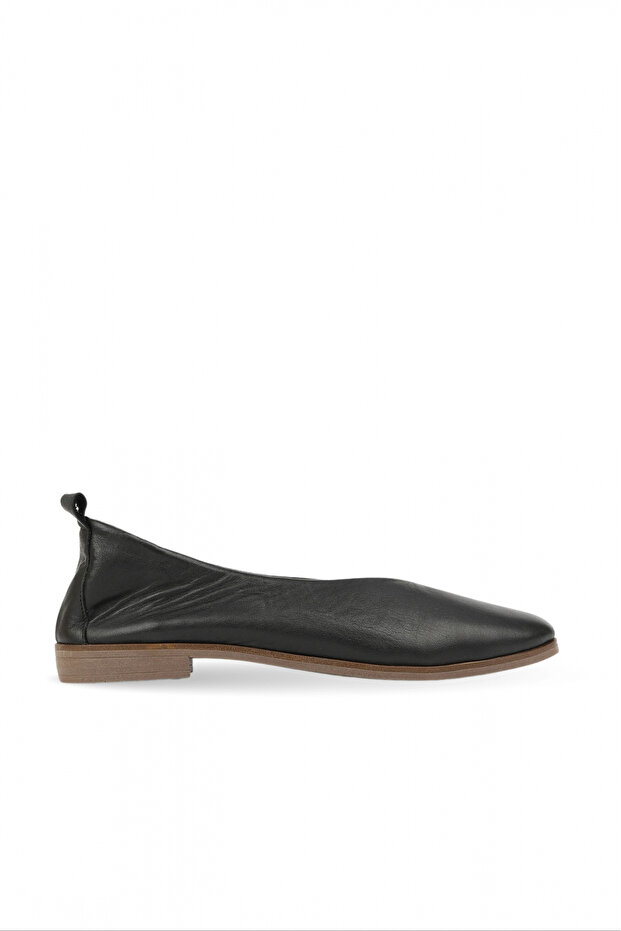 Black Leather Women's Flat Shoes
